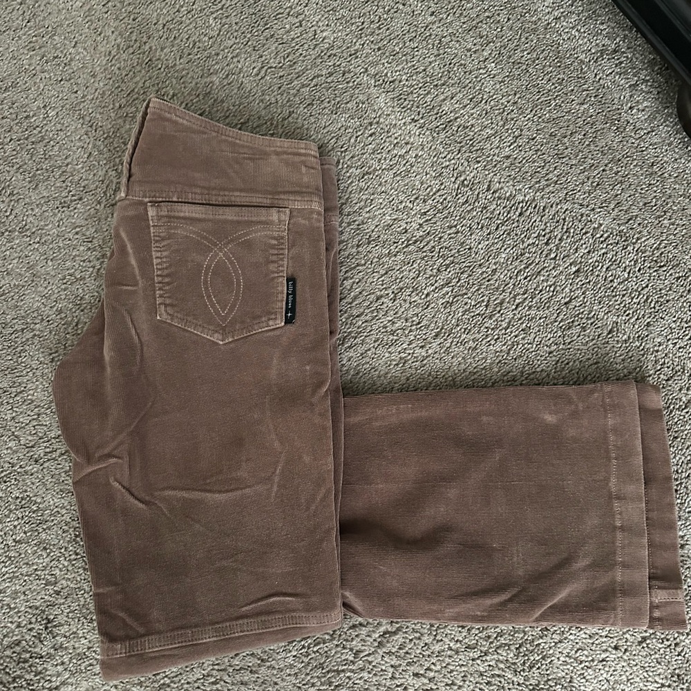 Women's Boot Cut Jeans in Brown